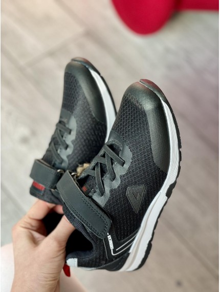 ДИТЯЧІ КРОСІВКИ AMERICAN CLUB BLACK DANY