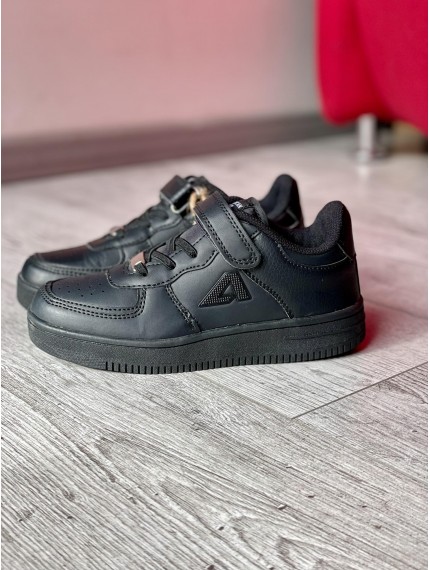 ДИТЯЧІ КРОСІВКИ AMERICAN CLUB BLACK AIRY