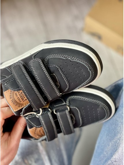 ДИТЯЧІ КРОСІВКИ AMERICAN CLUB BLACK POCK