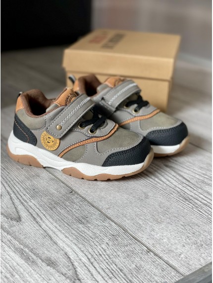 ДИТЯЧІ КРОСІВКИ AMERICAN CLUB GREY SEM