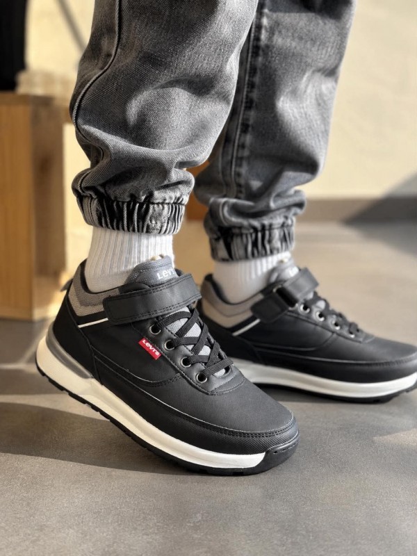 ДИТЯЧІ КРОСІВКИ LEVI'S ВИСОКІ ДЛЯ ХЛОПЧИКА
