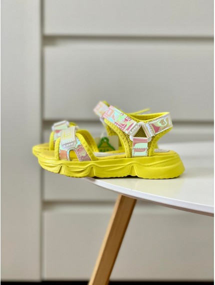 ДИТЯЧІ БОСОНІЖКИ ДЛЯ ДІВЧИНКИ YELLOW WOLLY